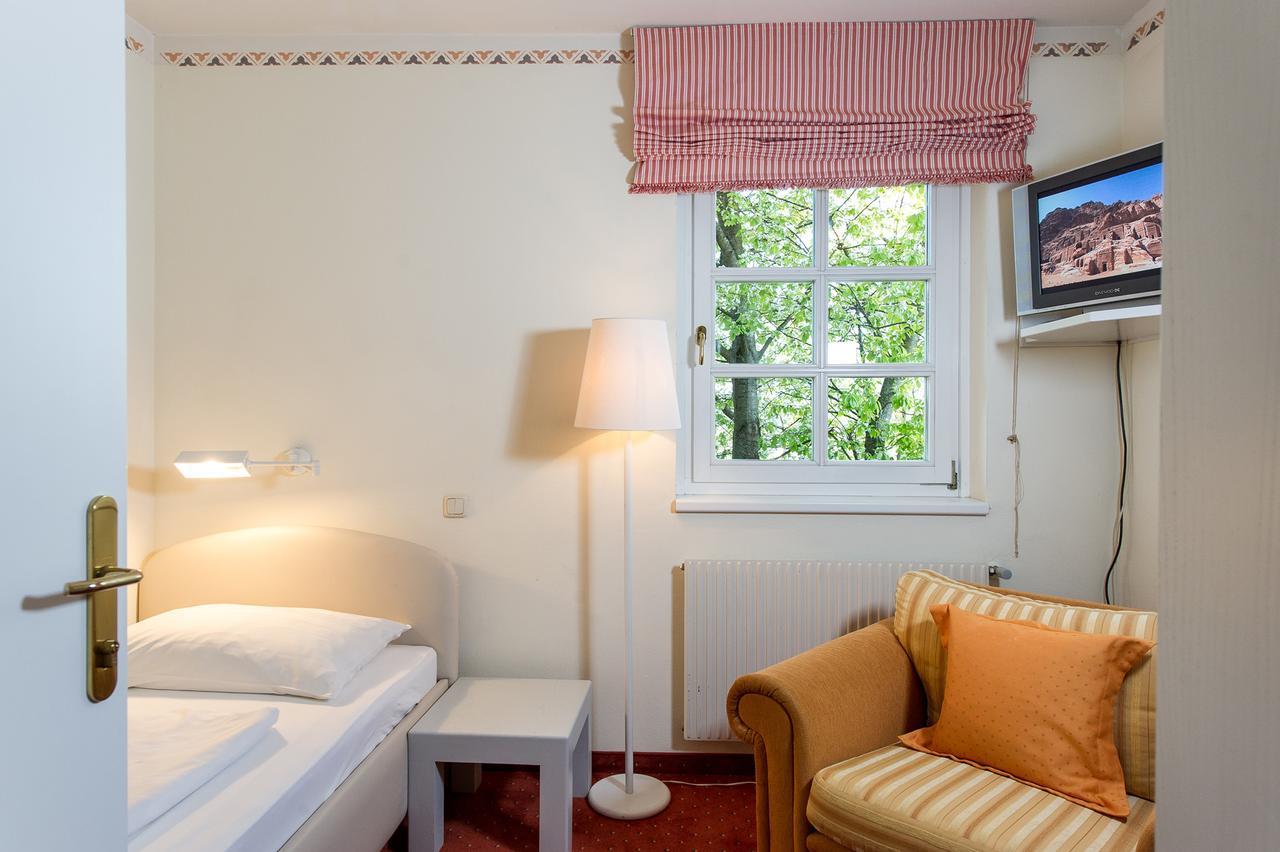 Lust Und Laune Hotel Am Woerthersee Portschach am Woerthersee Ngoại thất bức ảnh